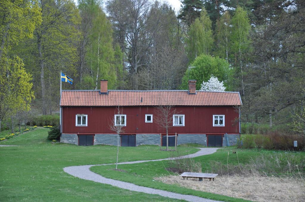 The Gardener House - Groensoeoe Palace Garden Gronsoo Екстериор снимка
