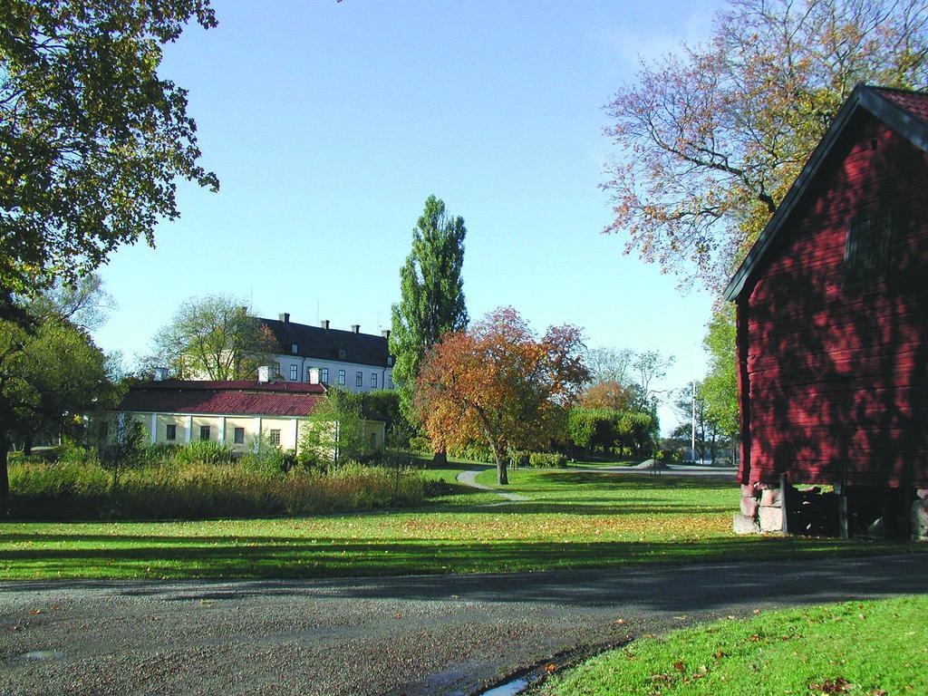 The Gardener House - Groensoeoe Palace Garden Gronsoo Екстериор снимка